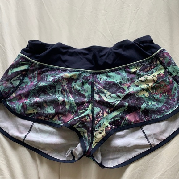 Lululemon speed short